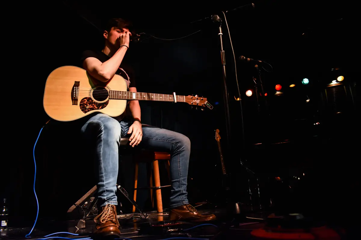 Close up with Sean Duggan performing in Birmingham